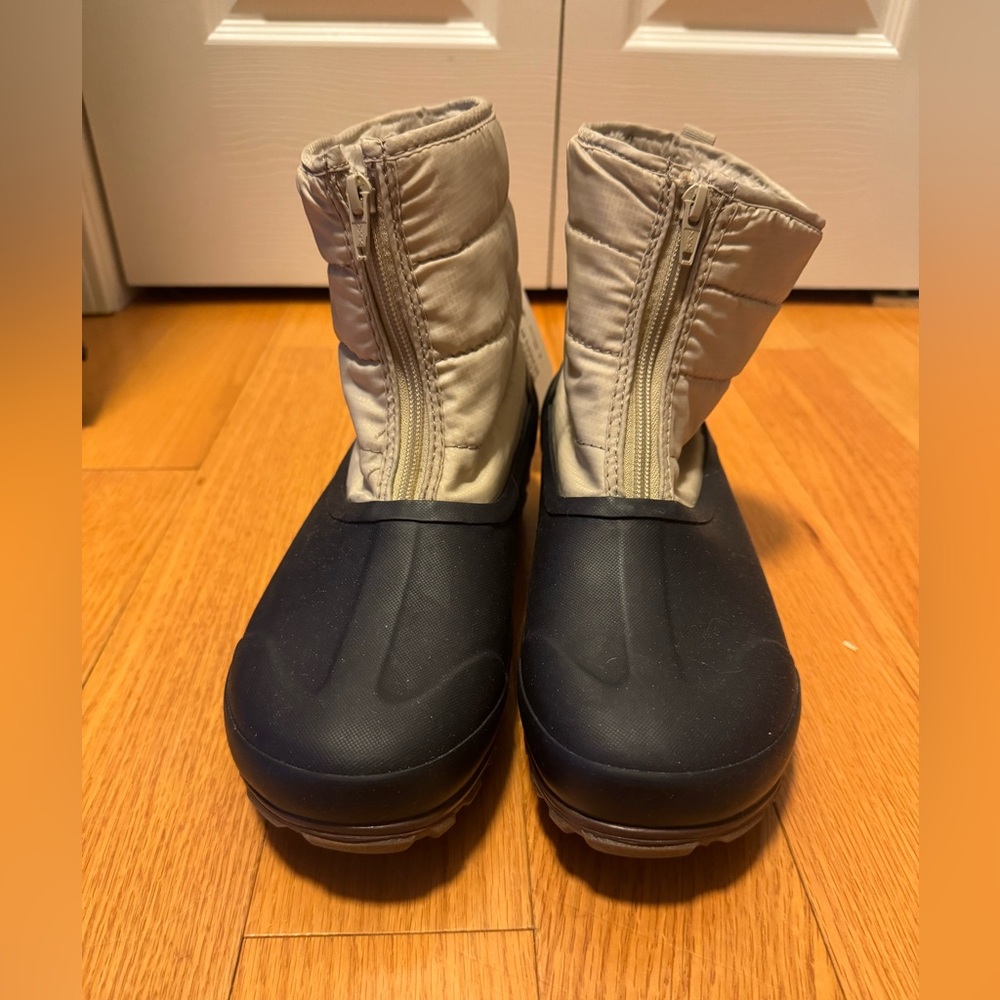 NWT BOGS Classic Women’s Booties